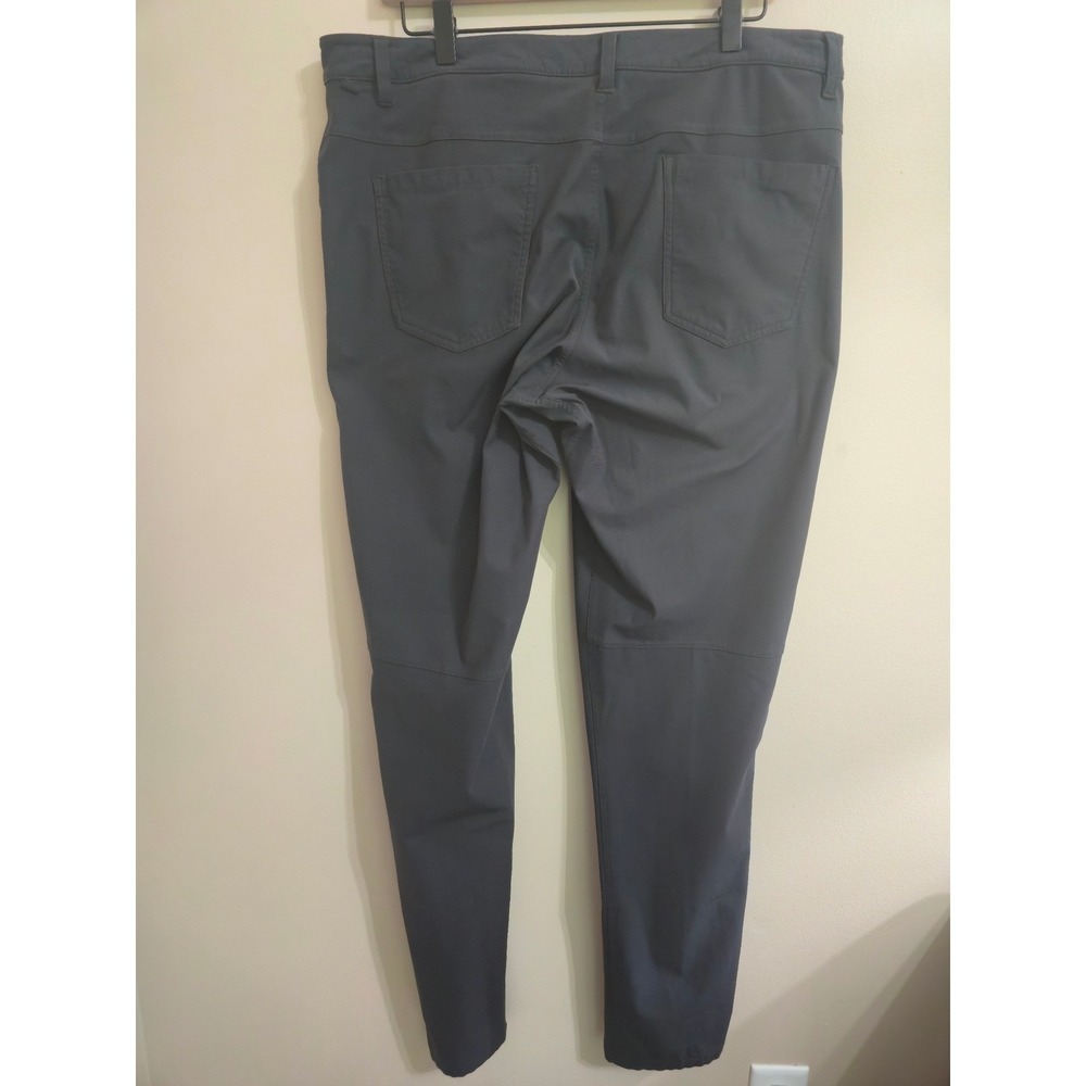 Lululemon ABC Pants Mens 36x33 Gray Slim Warpstreme 5 Pocket Trousers Flaw - Picture 4 of 16